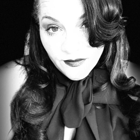 Meet your Posher, Terri - Picture 1 of 1